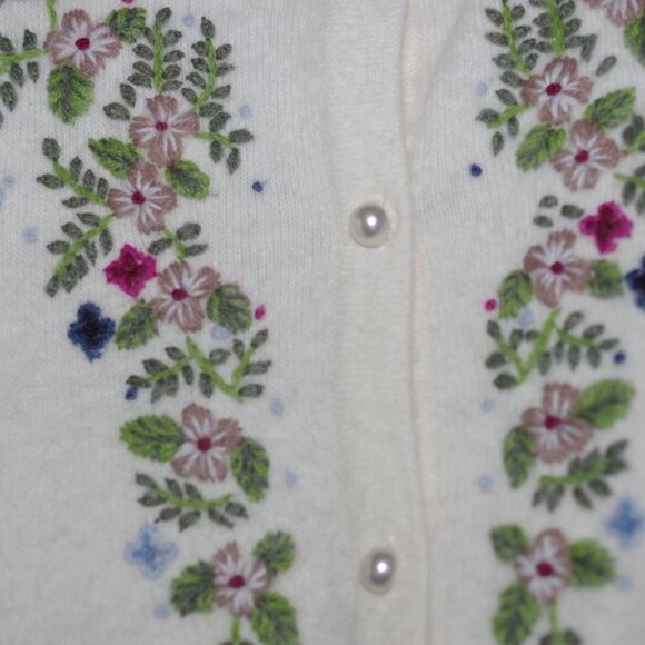 Cream Cardigan with Floral Embroidery angora blend cardigan sweater L - Picture 9 of 9